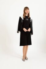 חצאית לייקרה קצרה מתרחבת