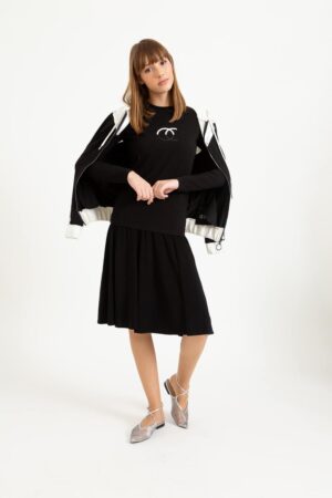 חצאית לייקרה קצרה מתרחבת