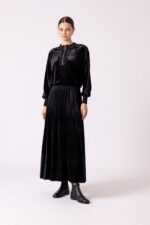 חצאית פליסה ארוכה קטיפה