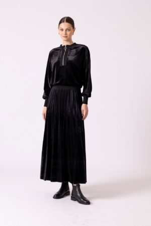 חצאית פליסה ארוכה קטיפה