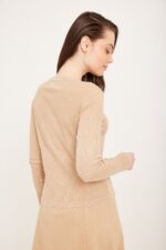 חולצת ריבס בייסיק קאמל