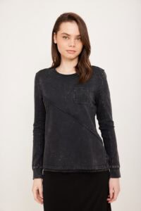 חולצת הנקה חיתוך אלכסון ג'ינס שחור