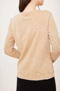 חולצת הנקה חיתוך אלכסון קאמל