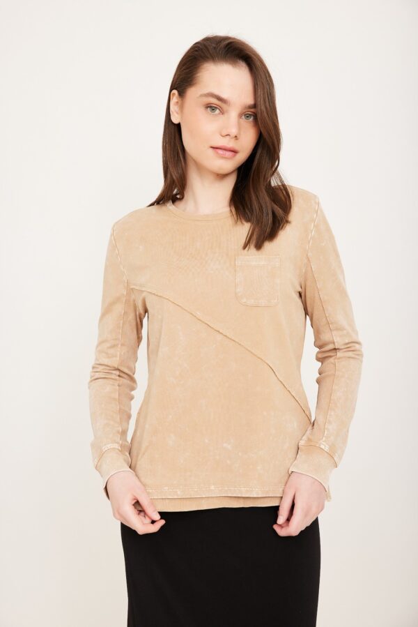 חולצת הנקה חיתוך אלכסון קאמל