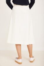 חצאית אחלמה אלגנטית ונוחה לאירועים וקז'ואל, עיצוב מטול עם איכות גבוהה, אופנה נוחה ללבוש מבית אורדמן.