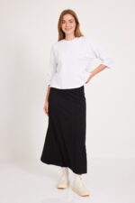 מלתחה אזרחית לנשים באורדמן, בגד נוח ללבישה.