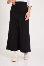 חצאית שחורה אלגנטית לאישה באופנה נוחה ללבוש אורדמן.