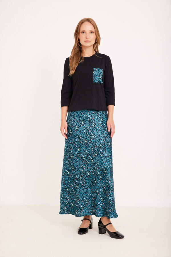 חולצת בייסיק כיס סאטן צבעוני