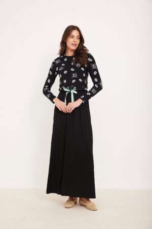 אופנה נוחה ללבוש אורדמן, בגדי נשים אופנתיים ומרגיעים.