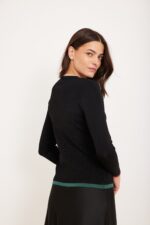 גיפת תחליב שחורה לנשים, אופנה נוחה ללבוש, נוחה ואלגנטית, פס עיצוב ירוק, בדים נושמים, ביגוד יומי במבצע.