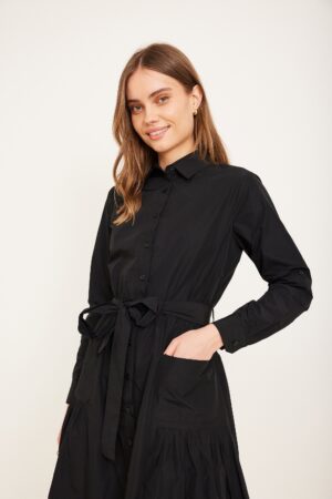 חולצת מכנסיים שחורה בנוחה באופנה אורדמן.