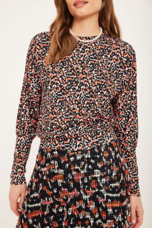 שמלות אופנתיות לנשים עם עיצוב נוח ללבישה ובד רך ונושם | אופנה נוחה ללבוש.