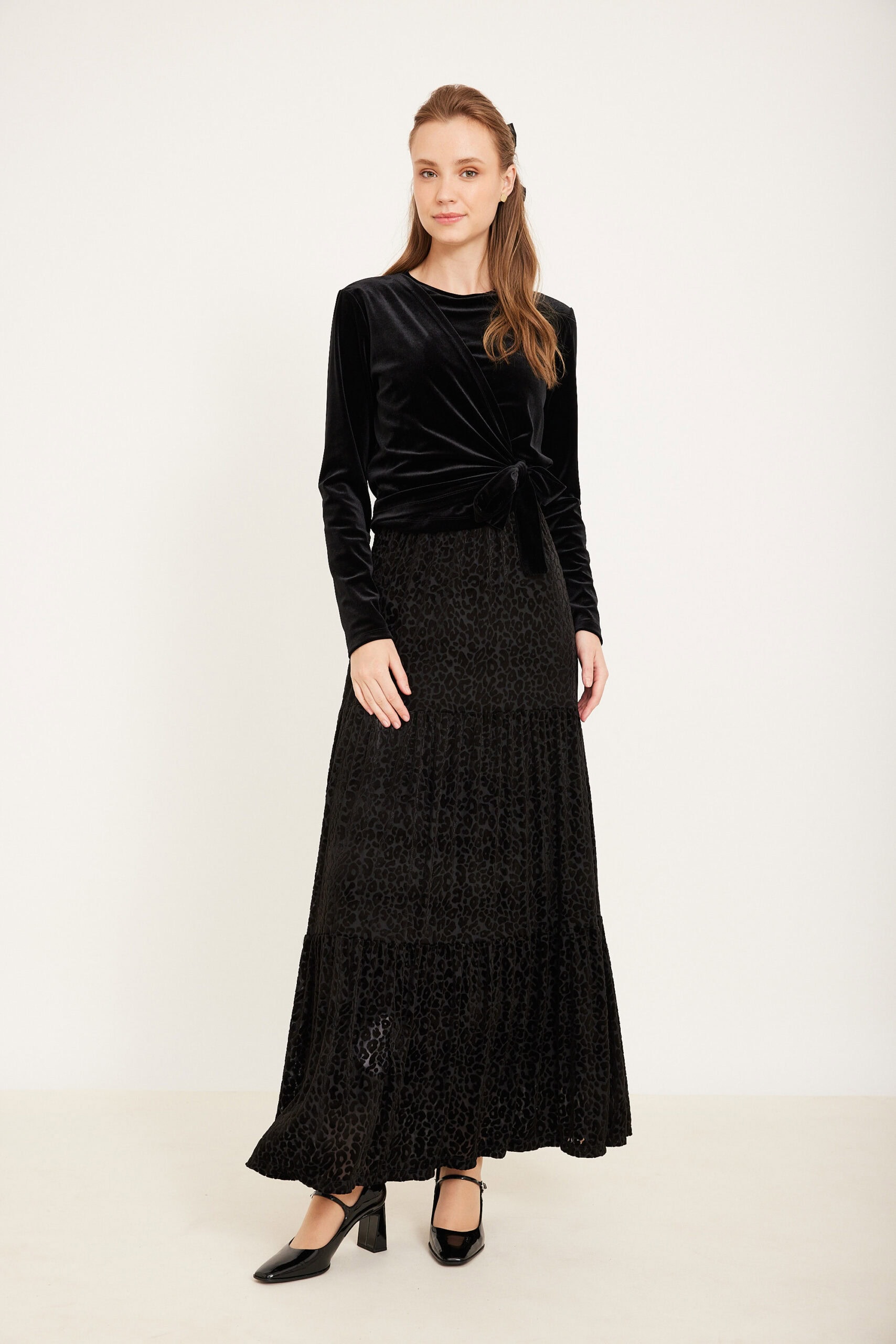 שמלת הנקה מעטפה שמלה שחורה עם פרינט פלמינגו ארוך לאירועים, אופנה נוחה ללבוש.