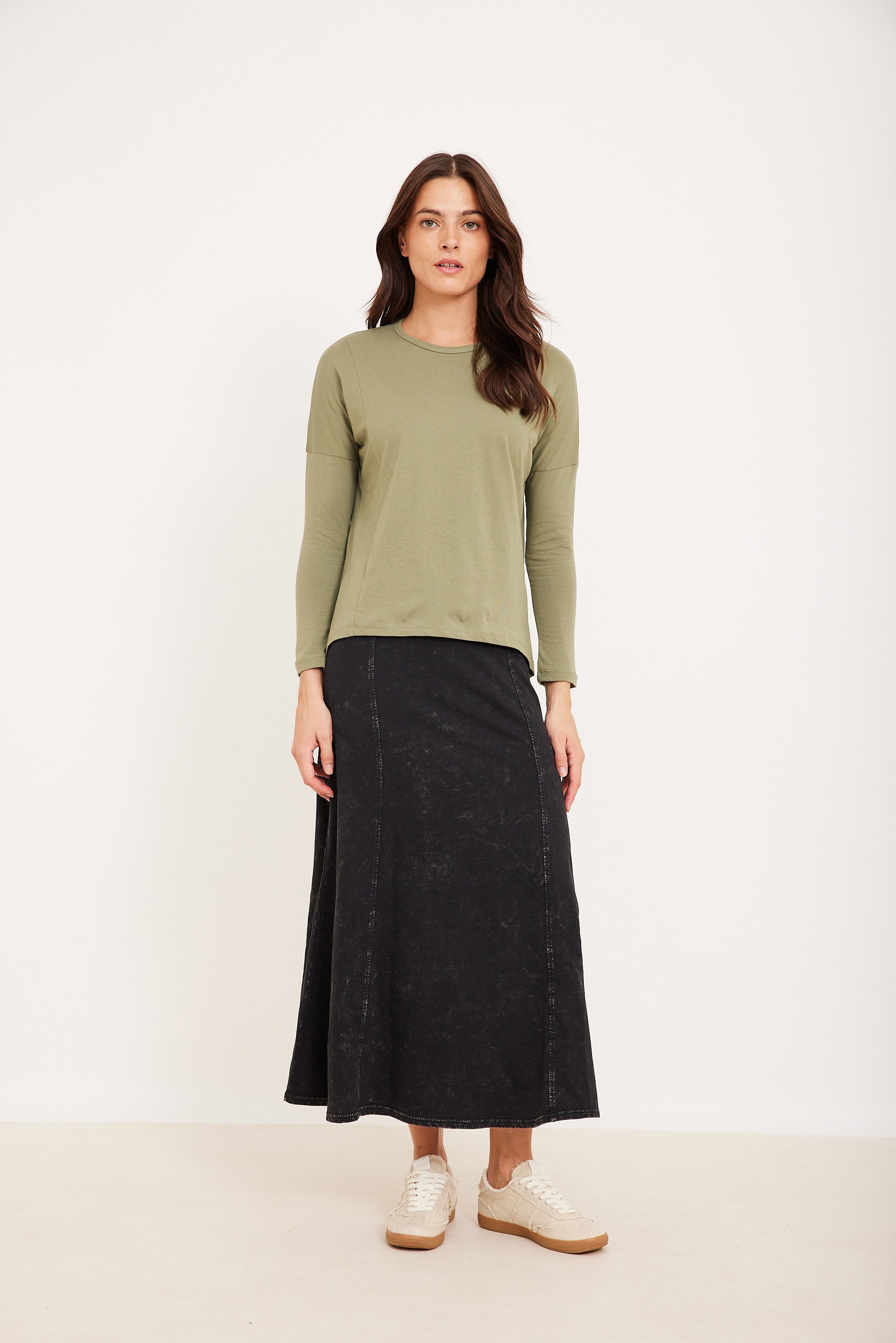 חולצת אוברסייז ביסיק ירוקה חולצת אוברסייז ביסיק ירוקה