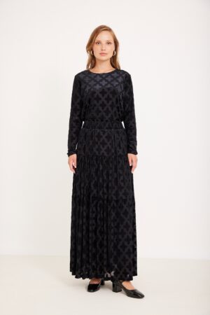 חליפת טול שחור