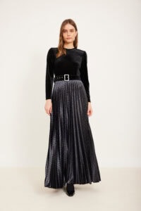 שמלחה אלגנטית לנשים עם מראה נעימים ונוח ללבוש.