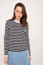 חולצת בייסיק יוקרתית פסים