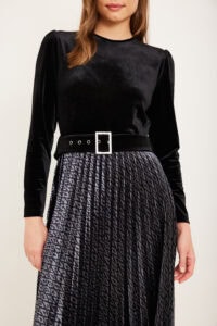 שמלת קטיפה מעויינים