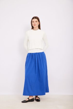 בגדי אופנה נוחים ללבוש, חצאית כחולה ושורטס של אורדמן, אופנה נוחה וקלאסית בישראל.