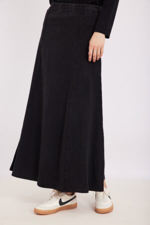 חצאית גלבס ארוכה בצבע שחור, אופנת נוחות לעבודה וליום-יום.