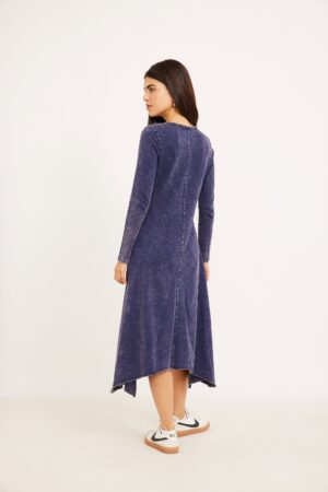 שמלת שפיצים כחולה