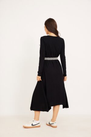 שמלת שפיצים ריבס