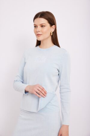 חולצת טריקו אופנתית לנוחות מושלמת ואיכות גבוהה.