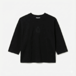 ⁦חולצת לקוסט לוגו שחור⁩ – תמונה ⁦6⁩