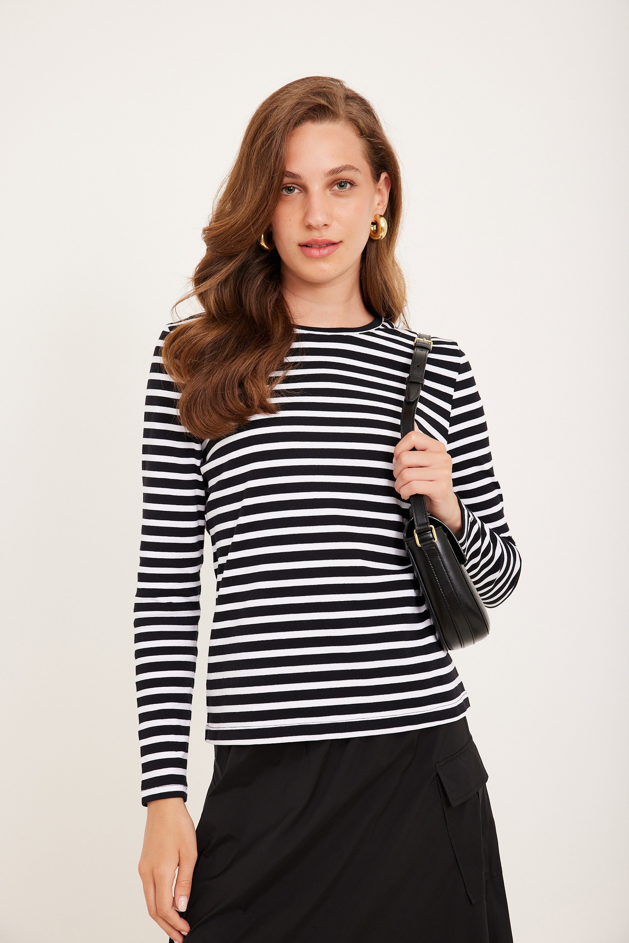 ORDMAN_220425_0075 חולצת בייסיק פסים – תמונה 1