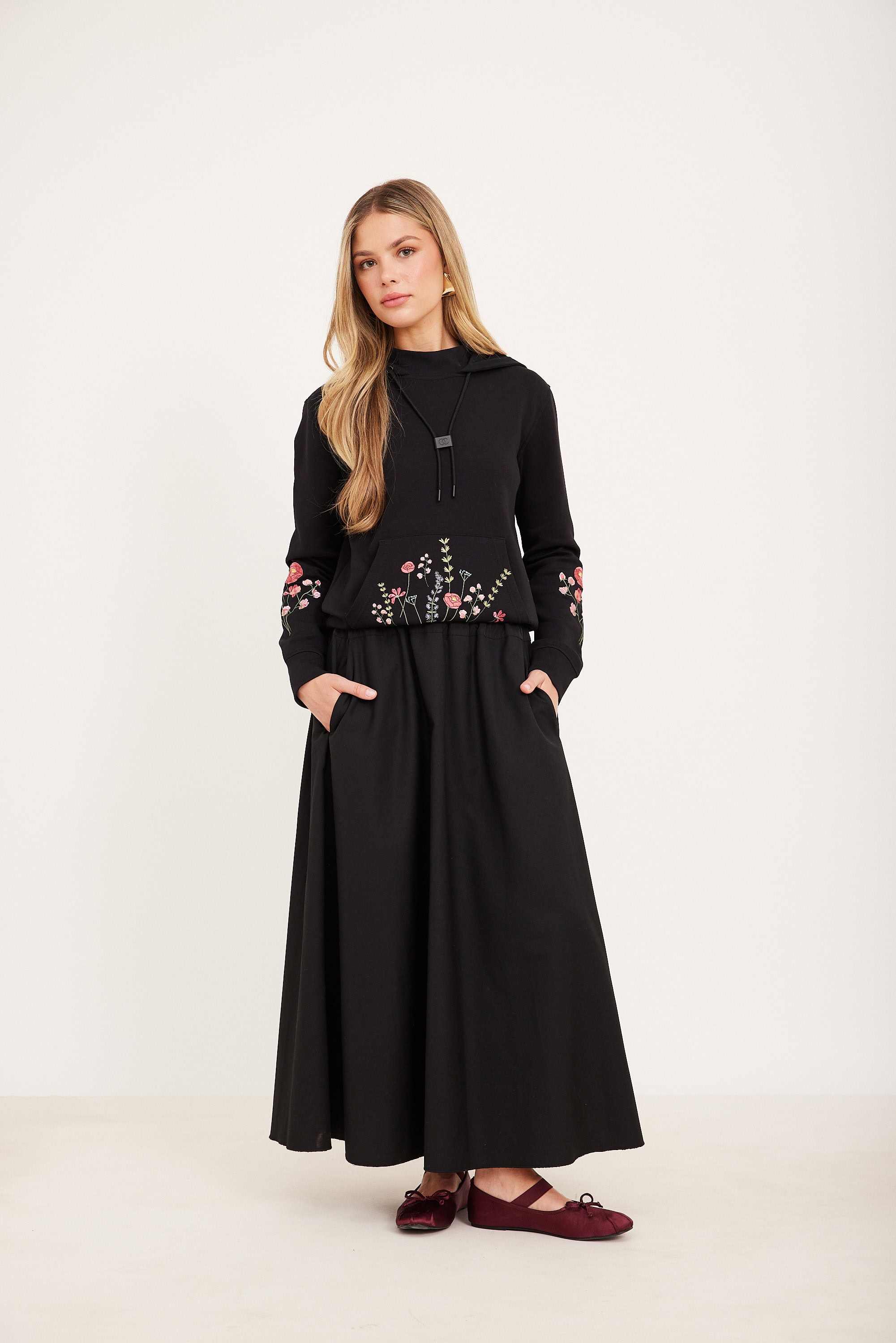 ORDMAN_220425_0114 פוטר קפוצון רקמת פרחים – תמונה 1