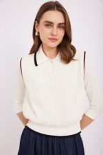 שמלת סוודר לבנה נוחה ואופנתית מעוצבת לנוחות ולסגנון ייחודי נשים אופנה נוחה ללבוש אורדמן.