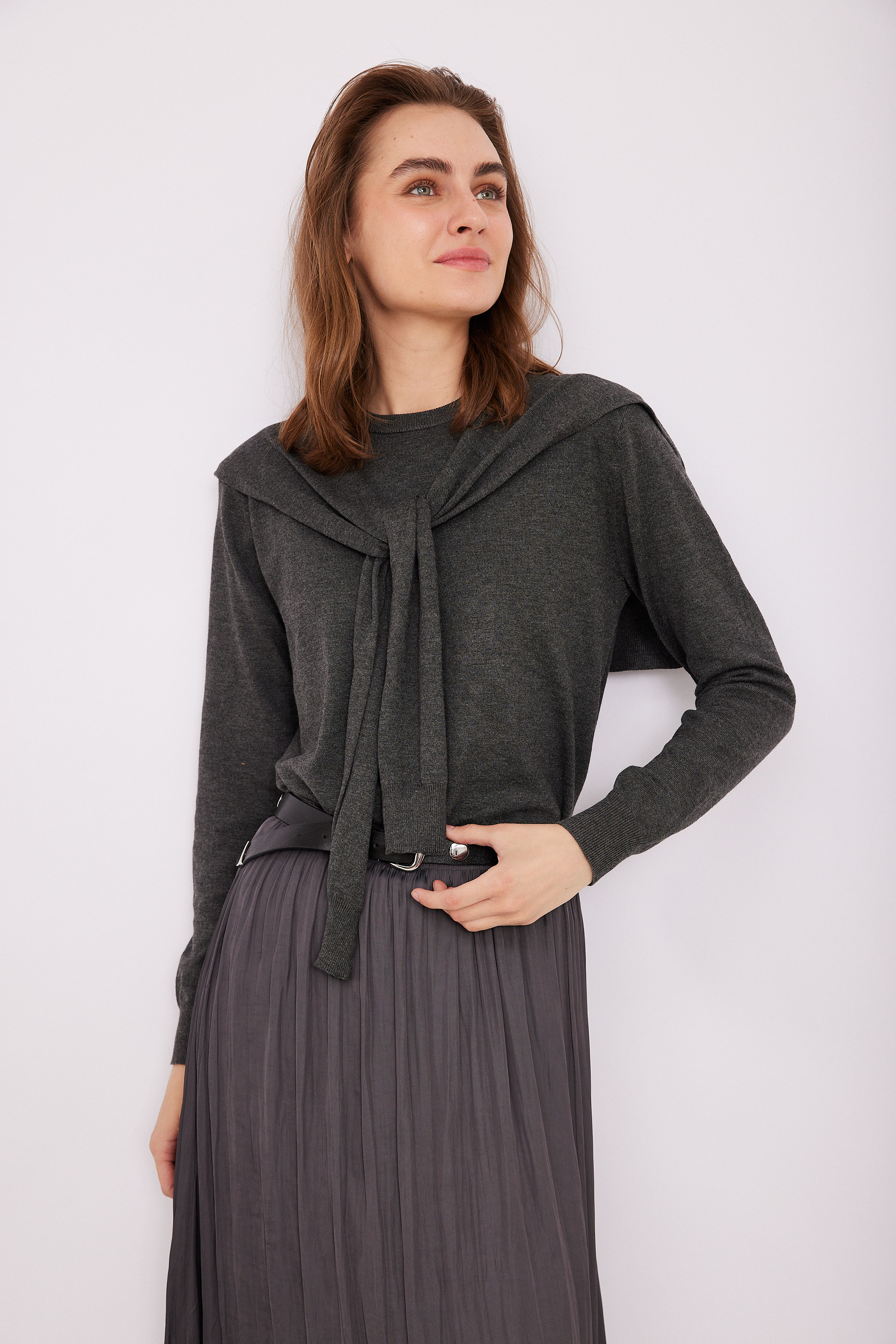 ORDMAN_260325_4265 חולצת קשר אפור – תמונה 1