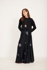 חצאית פליסה קטיפה פרחים