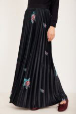 ⁦חצאית פליסה קטיפה פרחים⁩ – תמונה ⁦5⁩